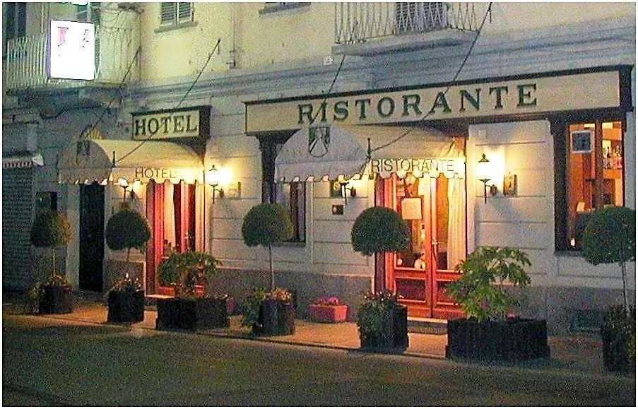 Hotel Regina-1