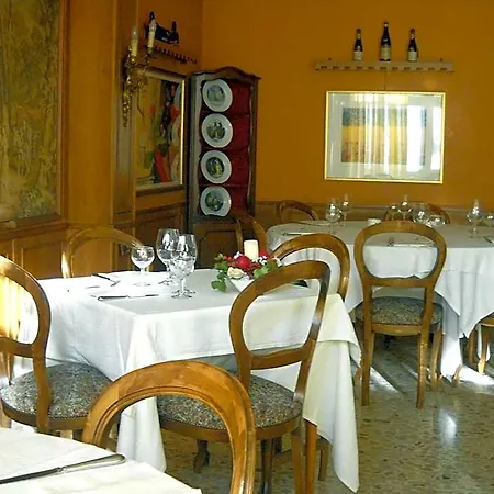 Hotel Regina-3